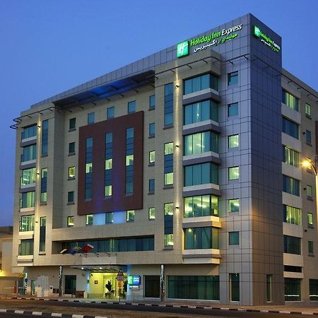 Holiday Inn Express Dubai Jumeirah, An Ihg Hotel מראה חיצוני תמונה
