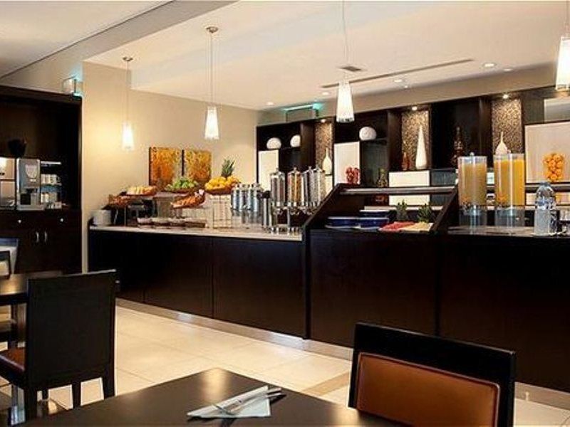 Holiday Inn Express Dubai Jumeirah, An Ihg Hotel מראה חיצוני תמונה
