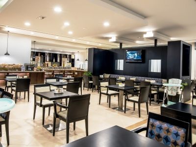 Holiday Inn Express Dubai Jumeirah, An Ihg Hotel מראה חיצוני תמונה