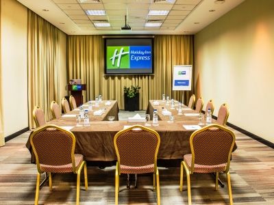 Holiday Inn Express Dubai Jumeirah, An Ihg Hotel מראה חיצוני תמונה